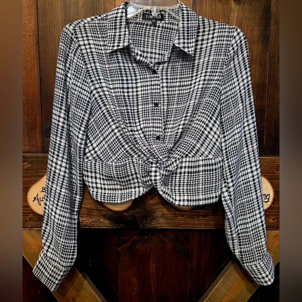 Timing Checkered Black & White Cropped Button Down Shirt